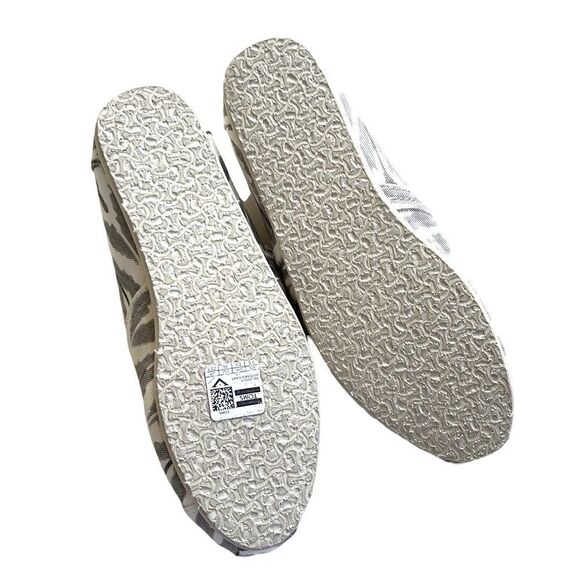 Like new Toms flats - Picture 5 of 5